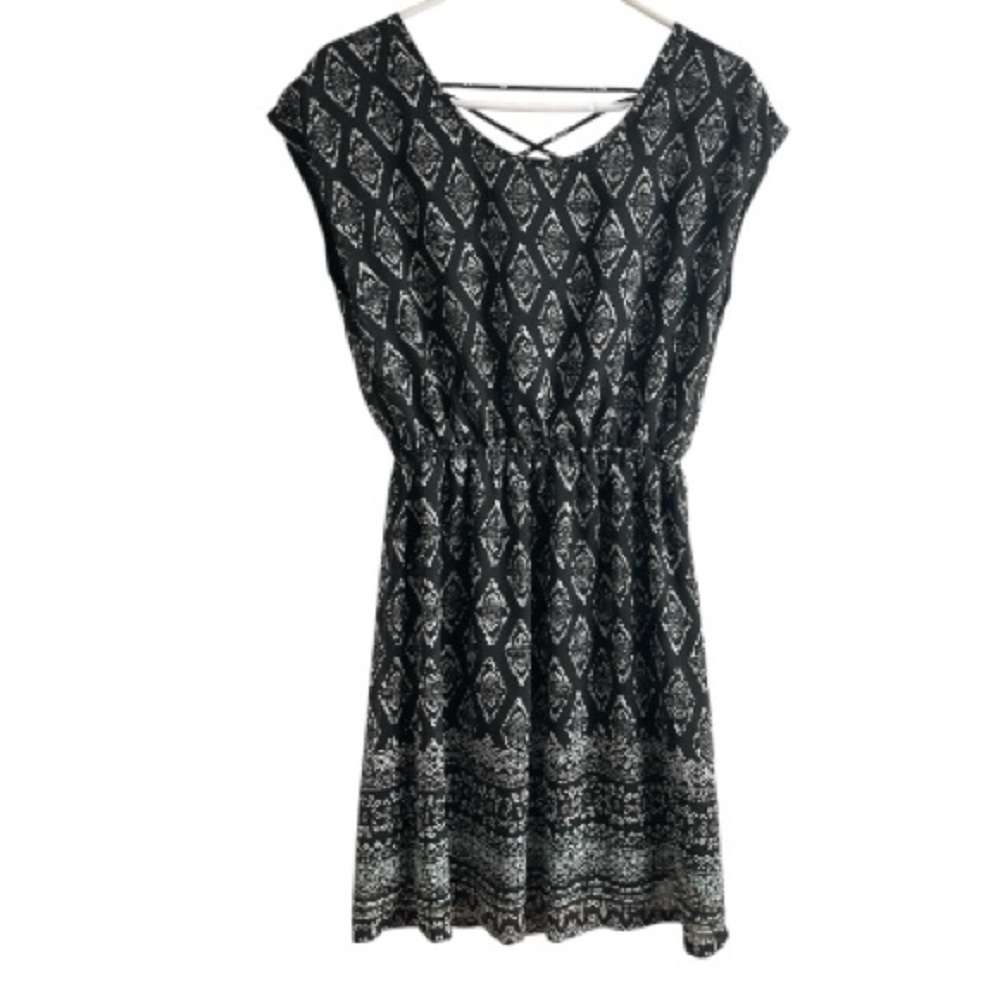 Chic Black and White Maurices Patterned Mini Dress Size S Small